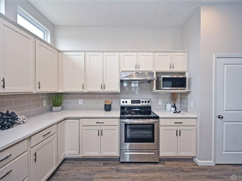 1183 Brehm Boulevard, Fairborn, OH 45324 Photo 17