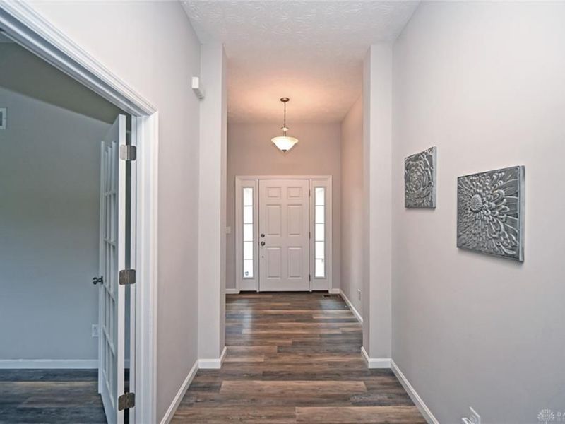 1183 Brehm Boulevard, Fairborn, OH 45324 Photo 2