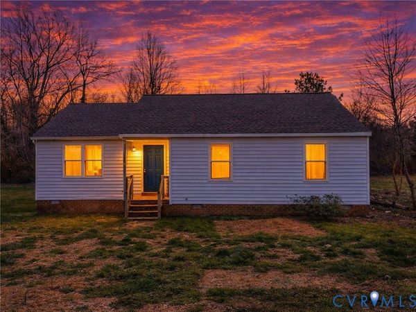 88 Healys Trace Lane , Locust Hill, VA 23092