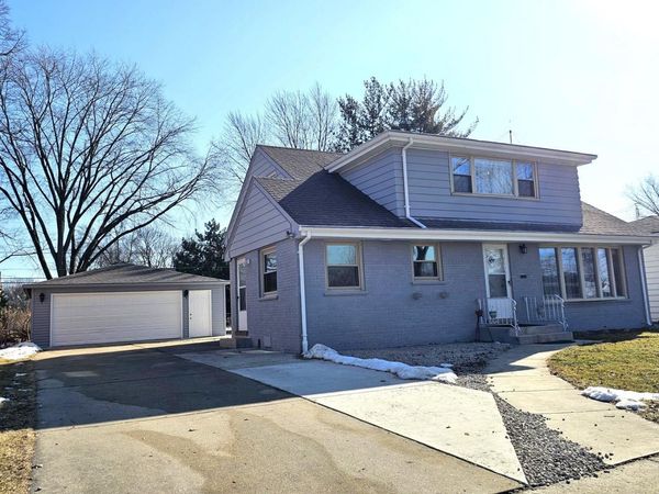 507 S Waterman Avenue , Arlington Heights, IL 60004