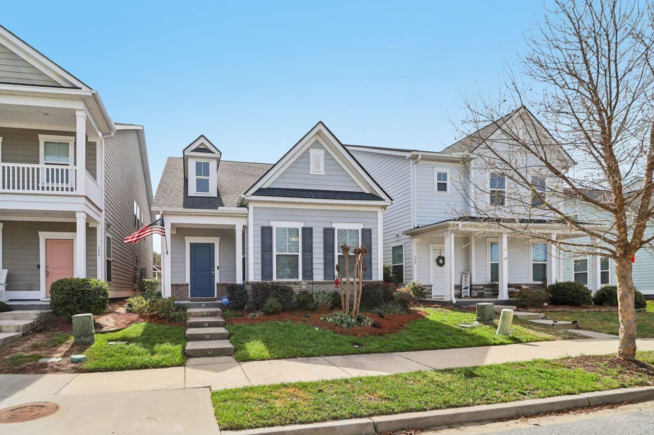 157 Rowans Creek Drive Photo 1