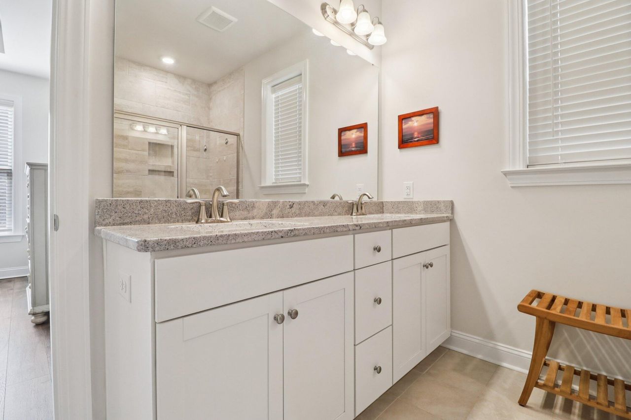 157 Rowans Creek Drive Photo 17