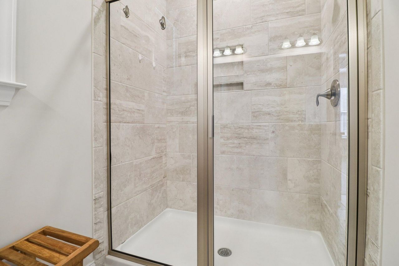 157 Rowans Creek Drive Photo 18