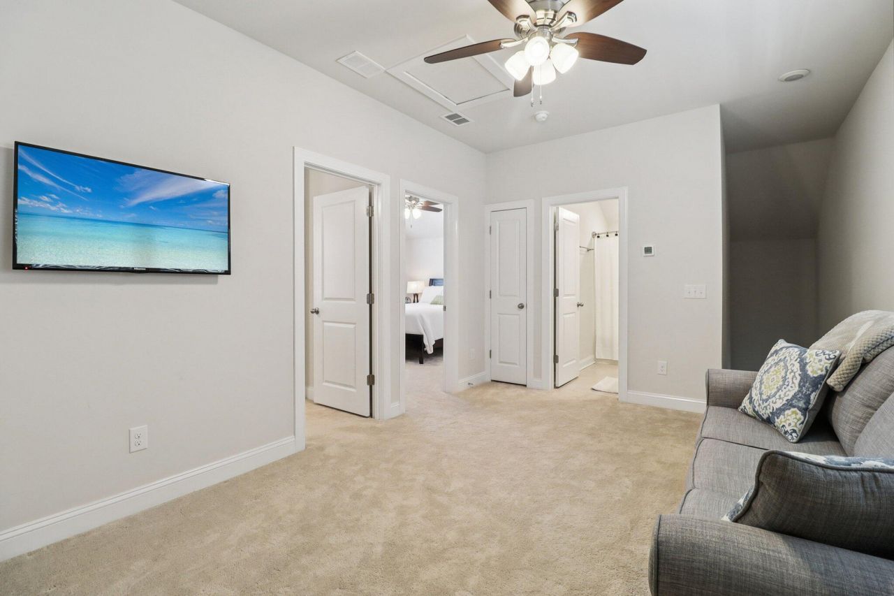 157 Rowans Creek Drive Photo 22