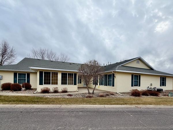 623 Hudson Drive , Paynesville, MN 56362