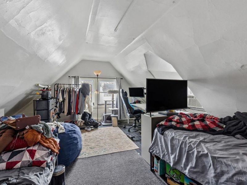 2327 Stratford Avenue, Cincinnati, OH 45219 Photo 19