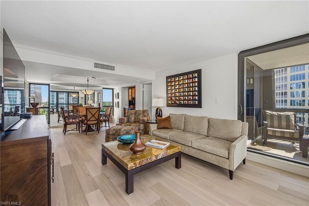 4551 Gulf Shore Blvd N, Unit 706, Naples, FL 34103 Photo