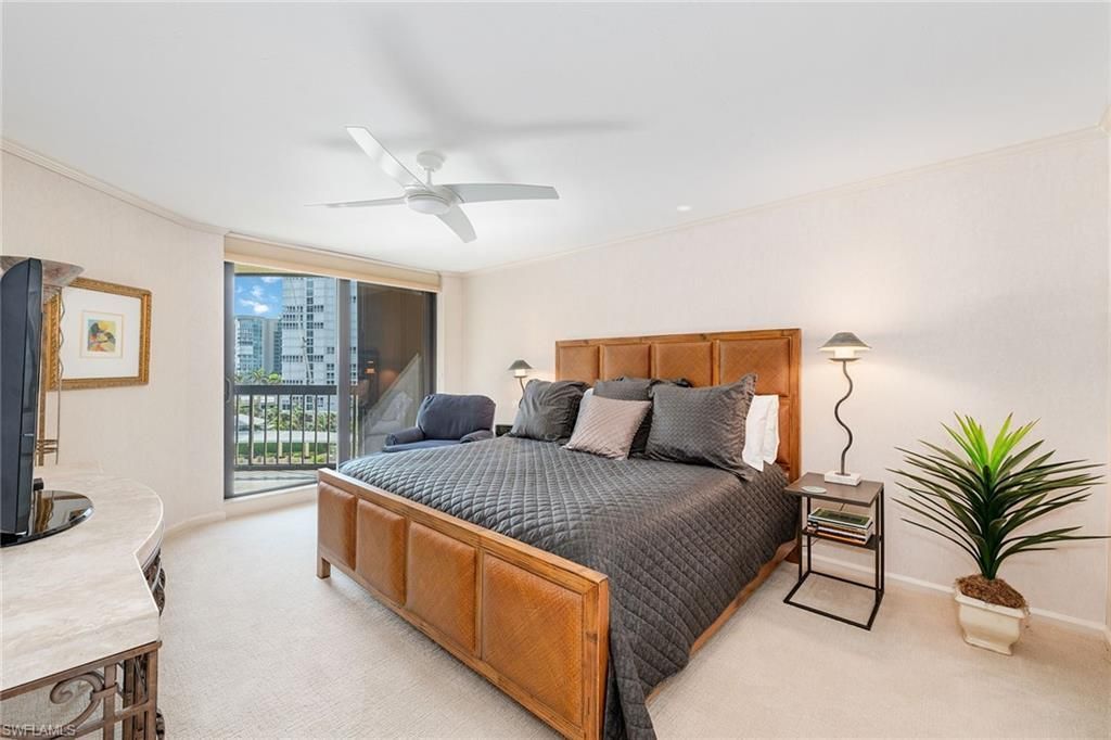 4551 Gulf Shore Blvd N, Unit 706, Naples, FL 34103 Photo