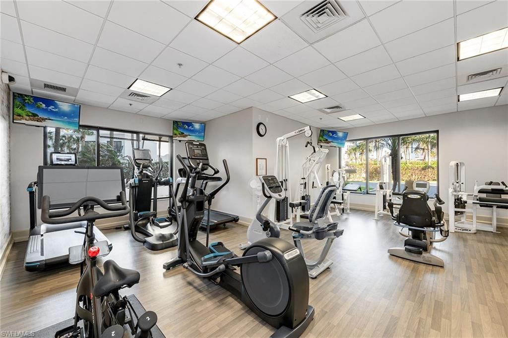 4551 Gulf Shore Blvd N, Unit 706, Naples, FL 34103 Photo