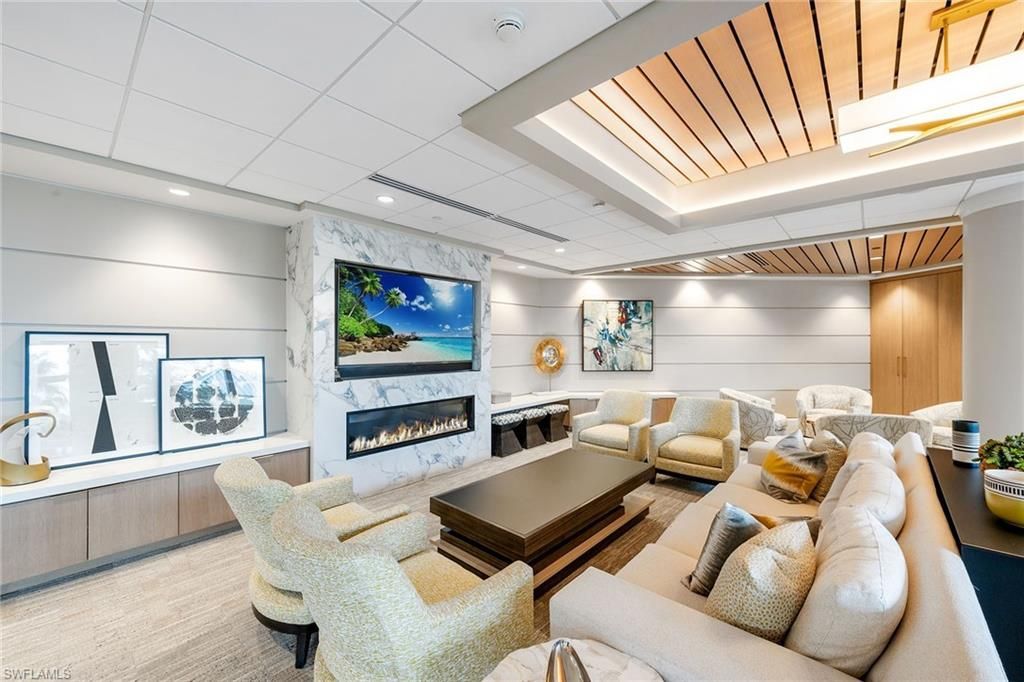 4551 Gulf Shore Blvd N, Unit 706, Naples, FL 34103 Photo