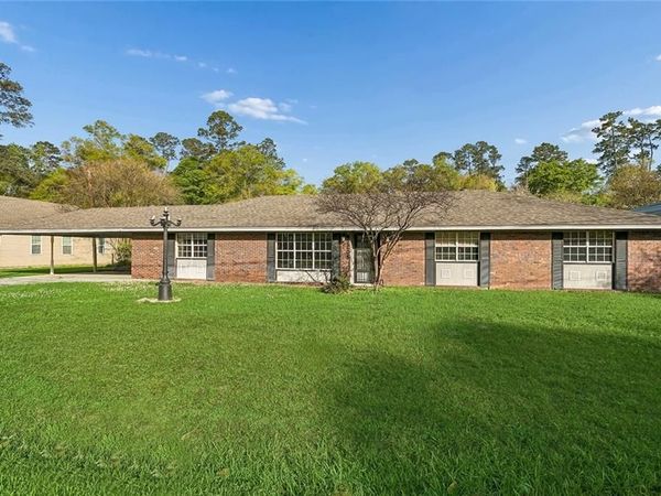 42205 GARDEN Drive, Ponchatoula, LA 70454