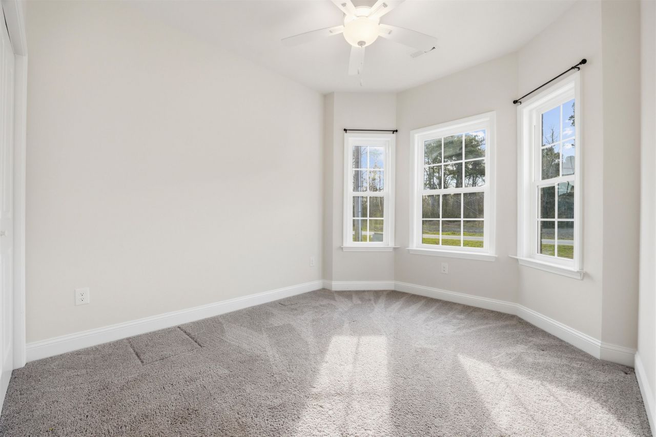 908 Sandridge Rd. Photo 25