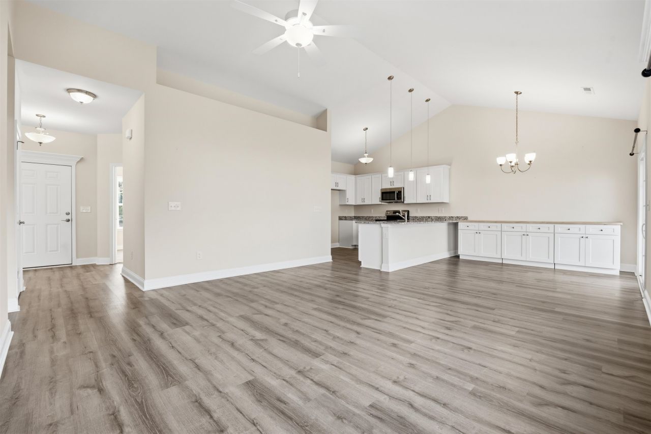 908 Sandridge Rd. Photo 7