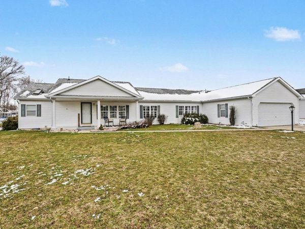 29743 Ashford Drive, Elkhart, IN 46514