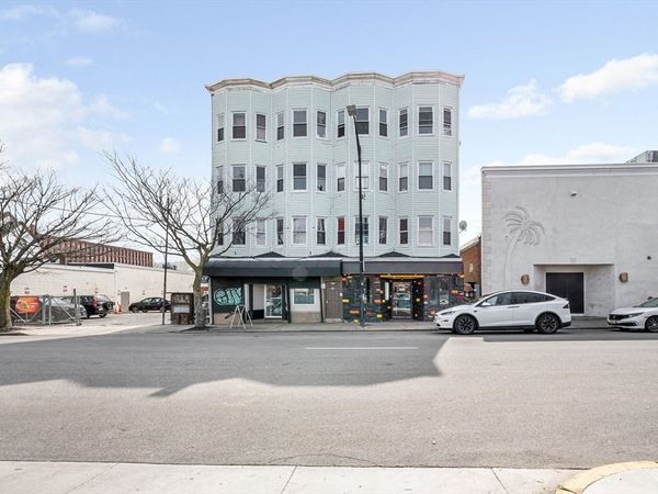 50 1/2 Common St, Unit 5, Lawrence, MA 01840