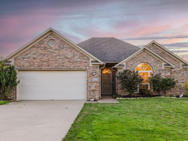 3113 Longmeadow Dr, Bryant, AR 72022