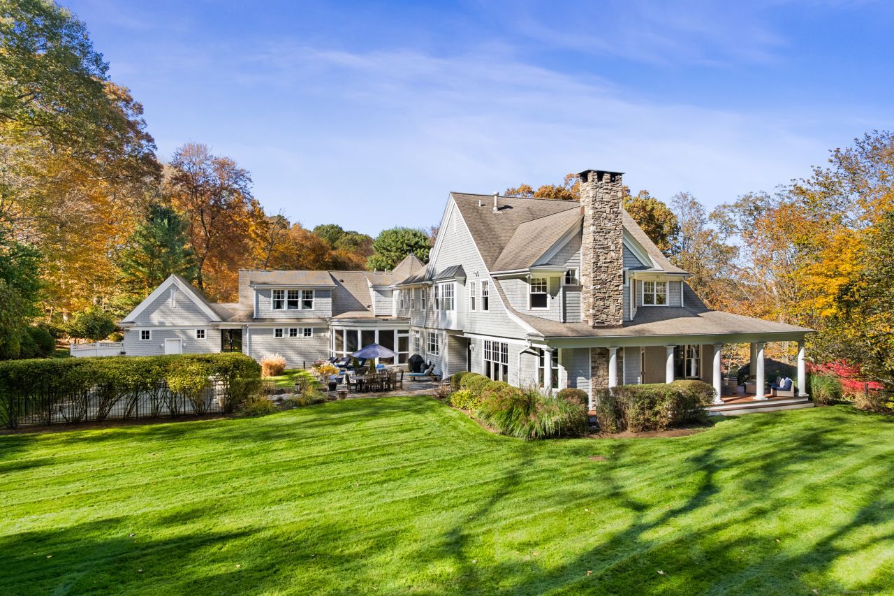 6 Winthrop, Weston, CT 06883 Main Photo