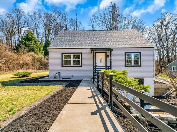 308 Edgewood Drive, Churchill, PA 15145