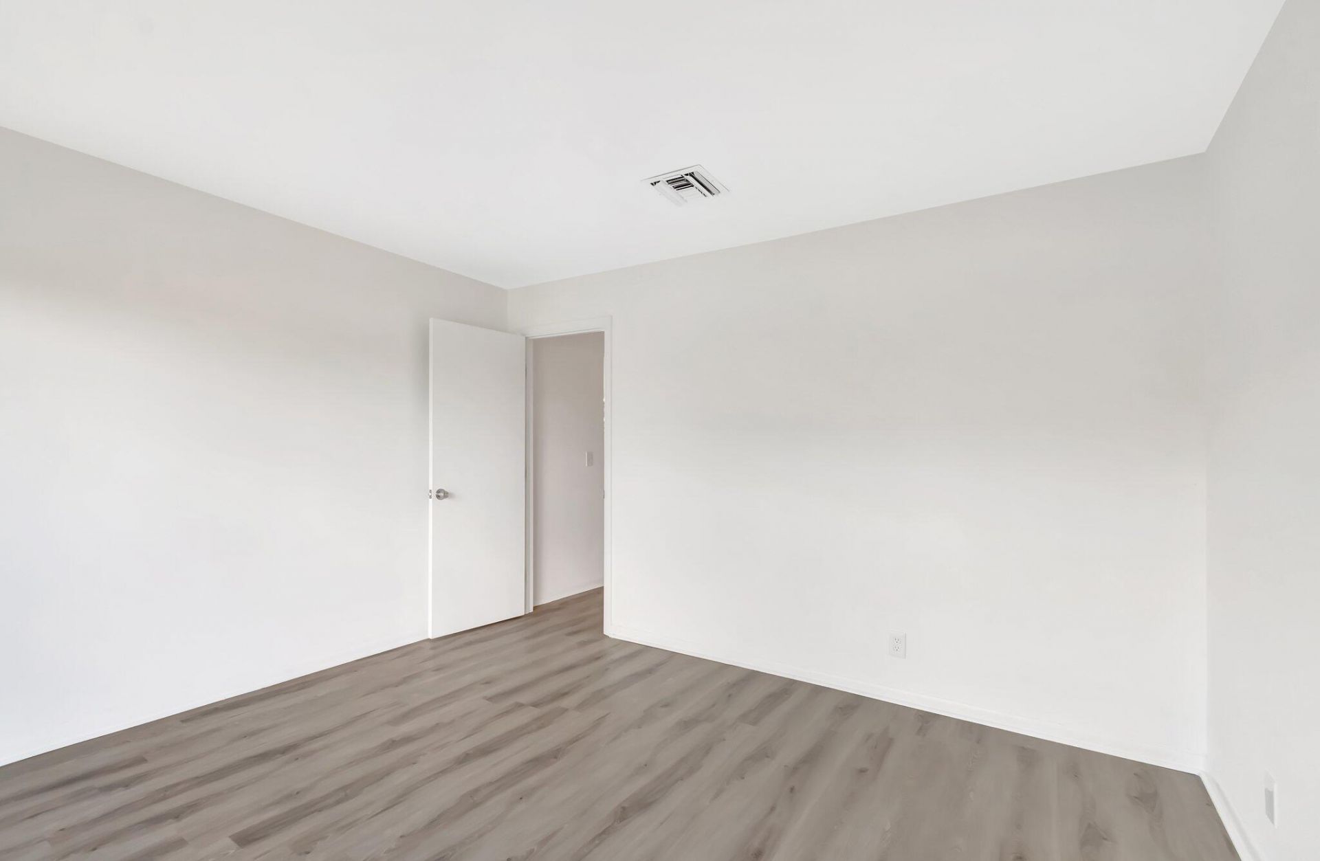 5334 Fountains Drive S, Greenacres, FL 33467 Photo