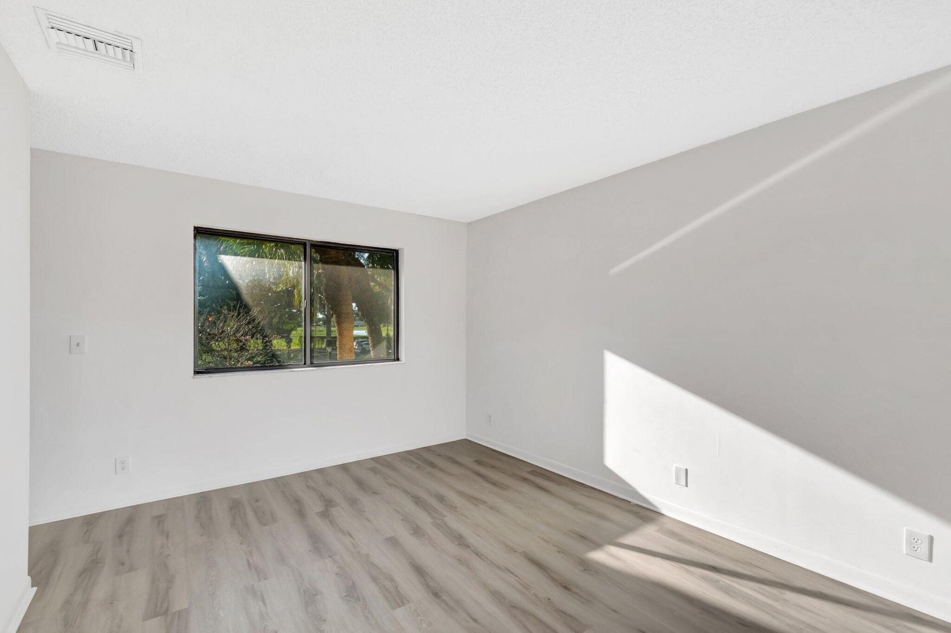 5334 Fountains Drive S, Greenacres, FL 33467 Photo