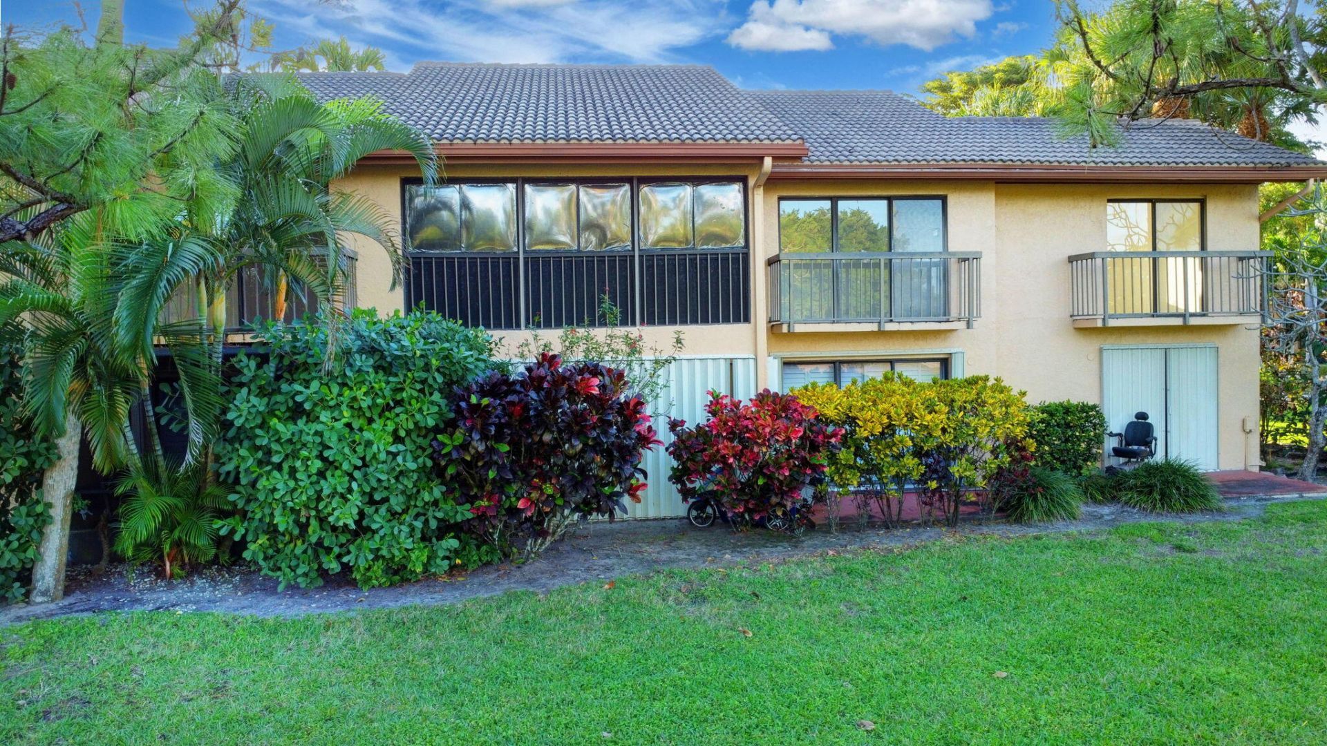 5334 Fountains Drive S, Greenacres, FL 33467 Photo