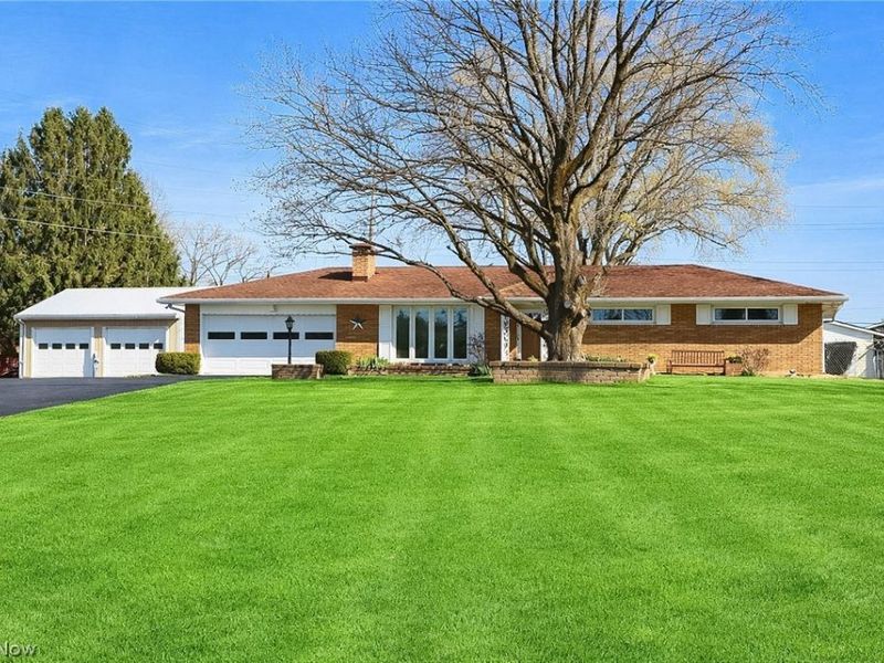 335 Walker Drive, Zanesville, OH 43701 Photo 1