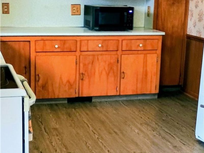 335 Walker Drive , Zanesville, OH 43701 Photo 11