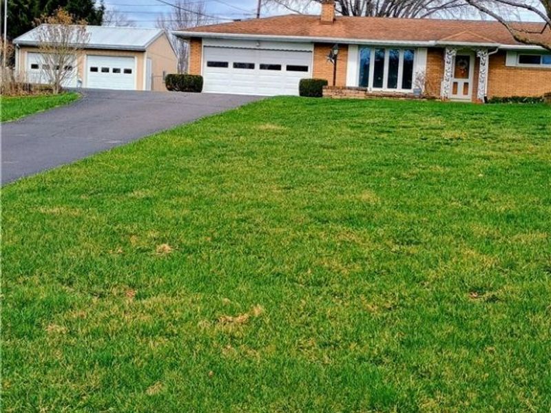 335 Walker Drive, Zanesville, OH 43701 Photo 2