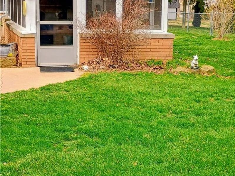 335 Walker Drive, Zanesville, OH 43701 Photo 8