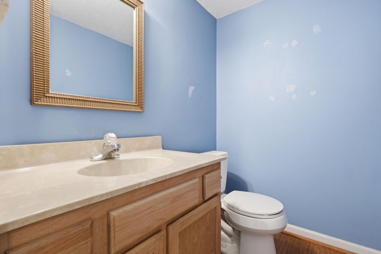 1364 Center Lake Drive Photo 12