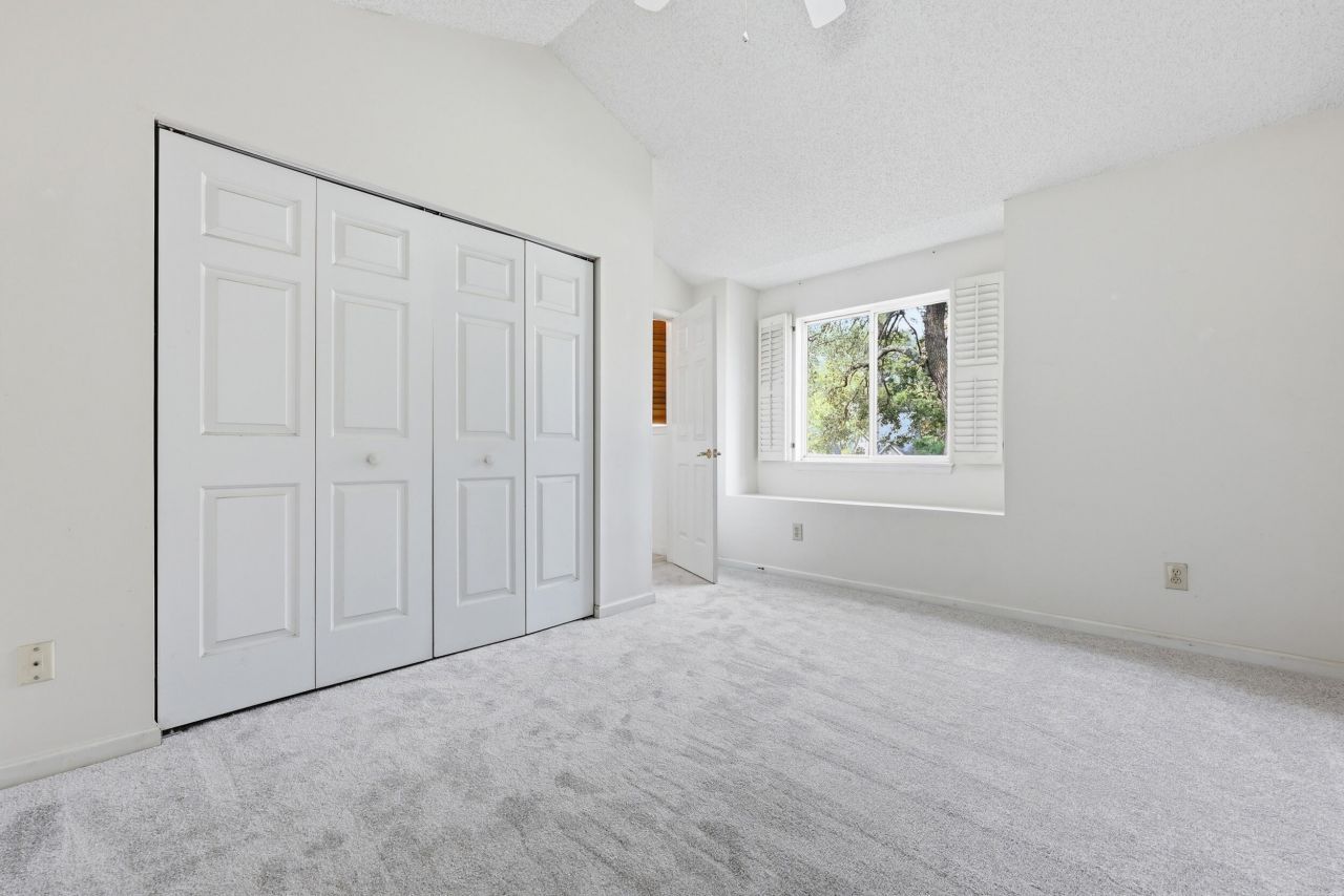 1364 Center Lake Drive Photo 19