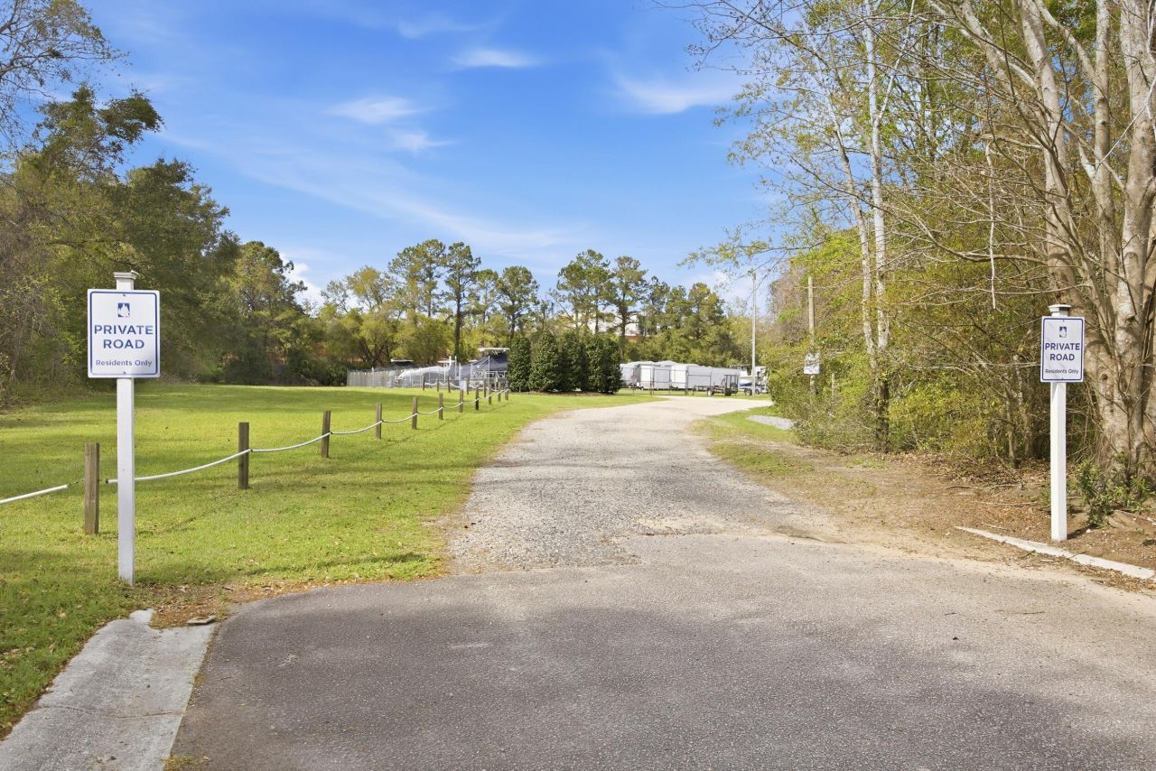 1364 Center Lake Drive Photo 26