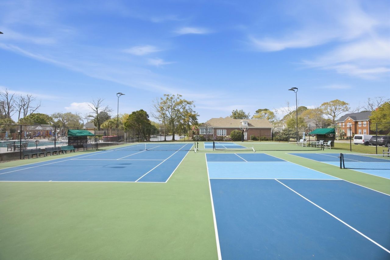 1364 Center Lake Drive Photo 29