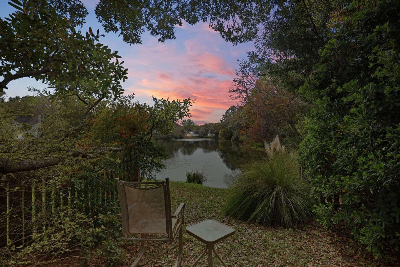 1364 Center Lake Drive Photo 3