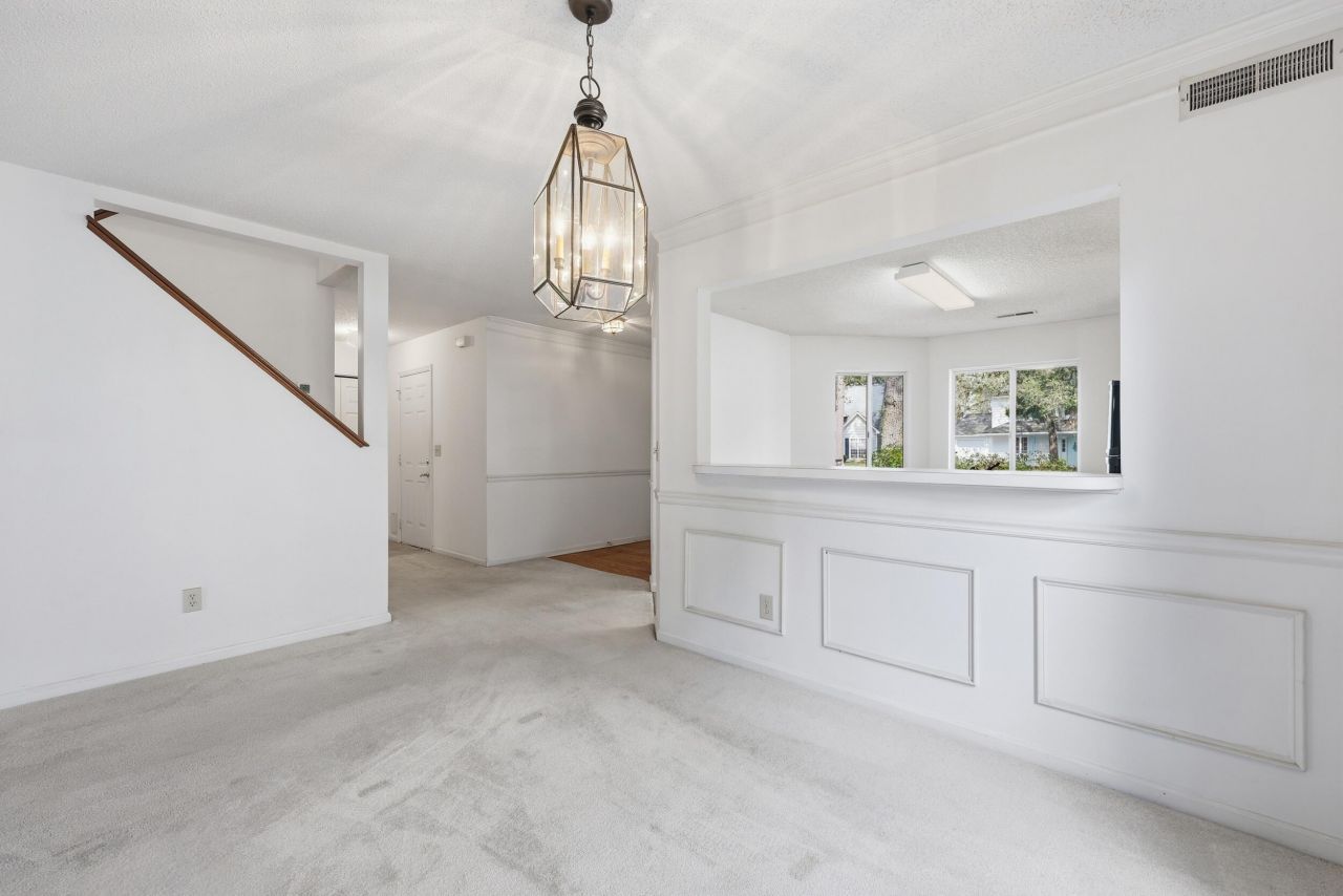 1364 Center Lake Drive Photo 8