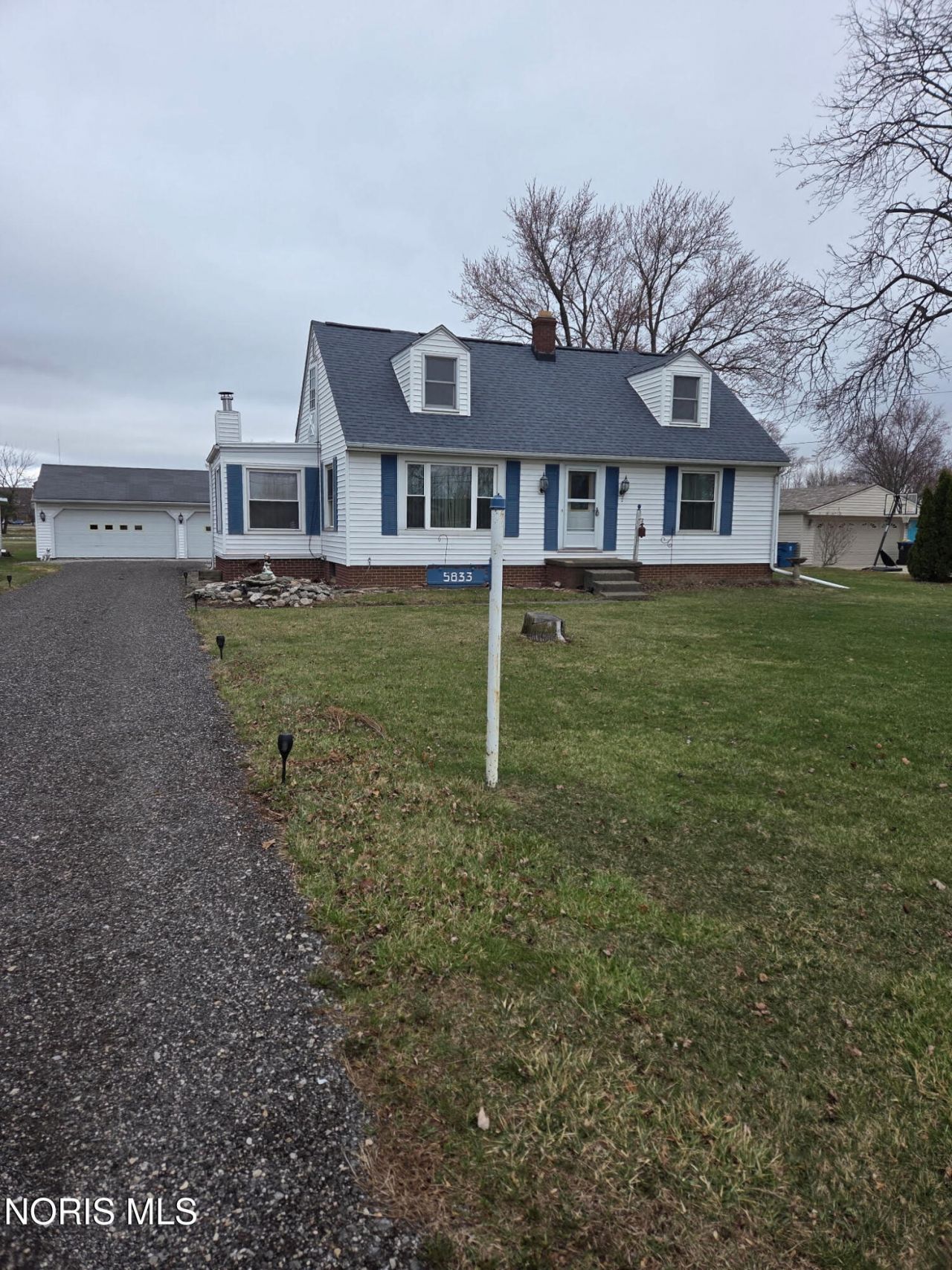 5837 Seaman Road, Oregon, OH 43616 Main Photo