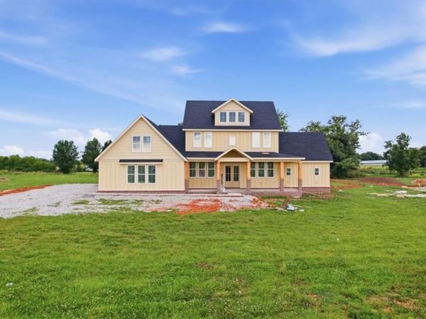 18901 Halle Road, Fayetteville, AR 72704