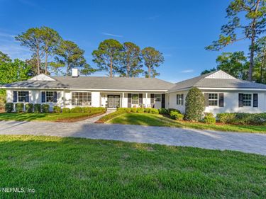 10042 LAKE LAMAR Court, Jacksonville, FL 32256