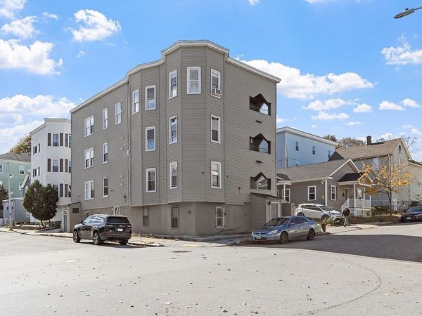 40 Aetna Street, Worcester, MA 01604