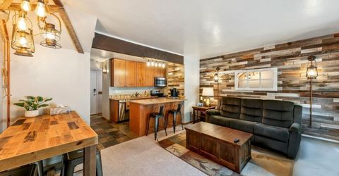 1410 Ski Run Blvd, Unit 28, South Lake Tahoe, CA 96150 Photo