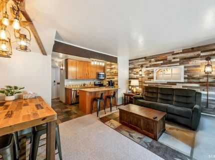 1410 Ski Run Blvd, Unit 28, South Lake Tahoe, CA 96150 Photo