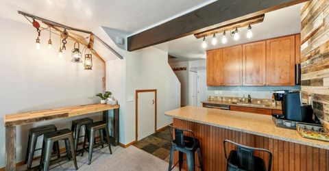 1410 Ski Run Blvd, Unit 28, South Lake Tahoe, CA 96150 Photo