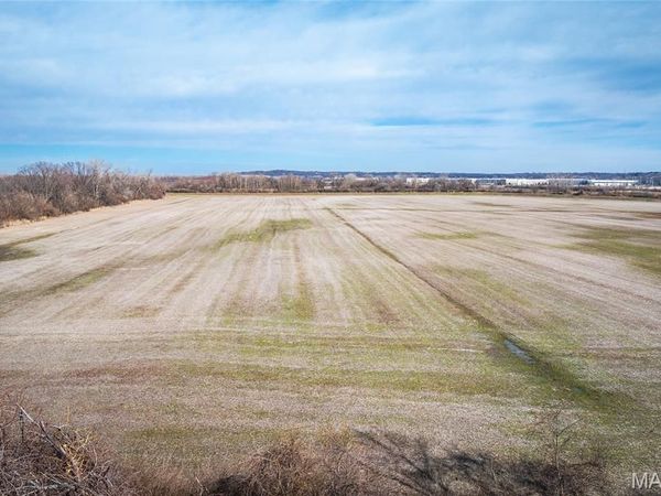 000 Missouri Bottom Road , Hazelwood, MO 63044
