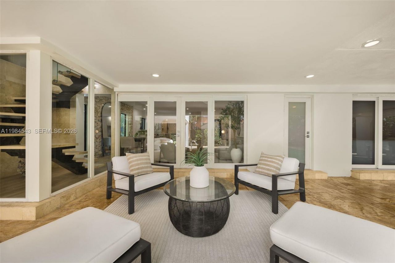3090 Kirk St, Coconut Grove, FL 33133 Photo