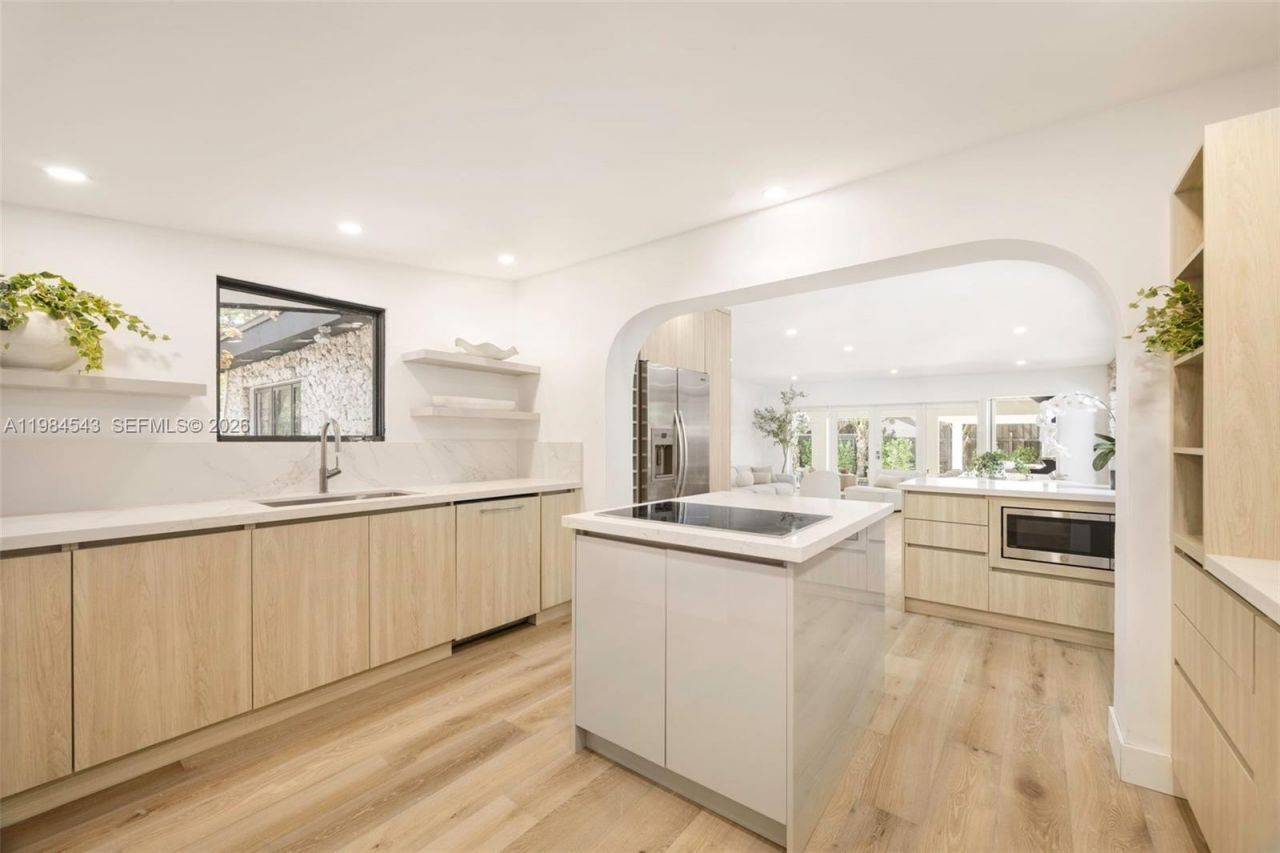 3090 Kirk St, Coconut Grove, FL 33133 Photo