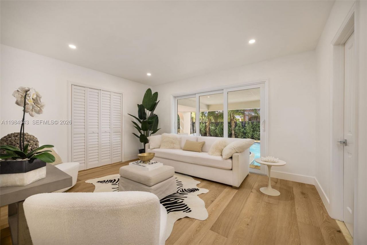 3090 Kirk St, Coconut Grove, FL 33133 Photo