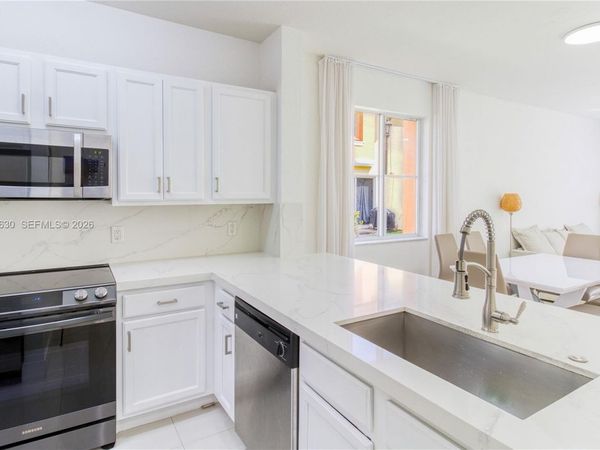 8920 SW 18th St, Miramar, FL 33025