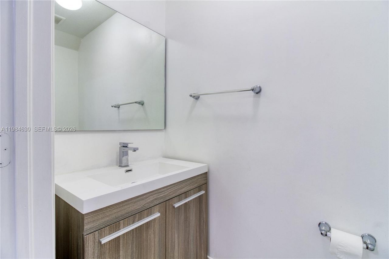 8920 SW 18th St, Miramar, FL 33025 Photo