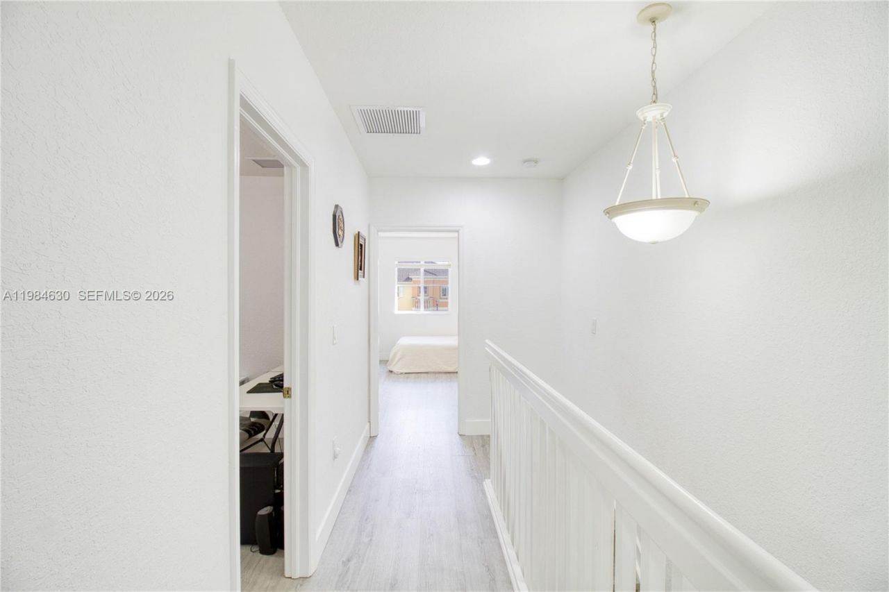 8920 SW 18th St, Miramar, FL 33025 Photo