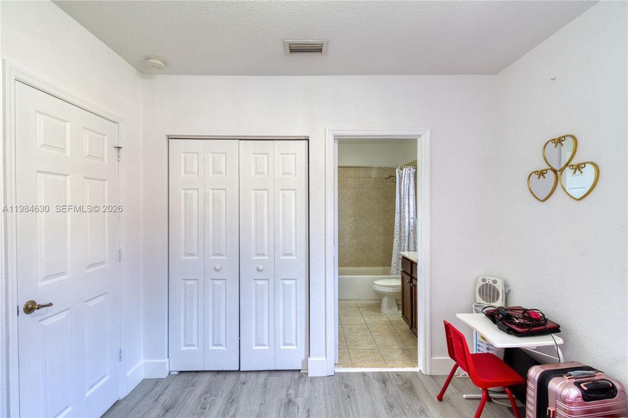 8920 SW 18th St, Miramar, FL 33025 Photo